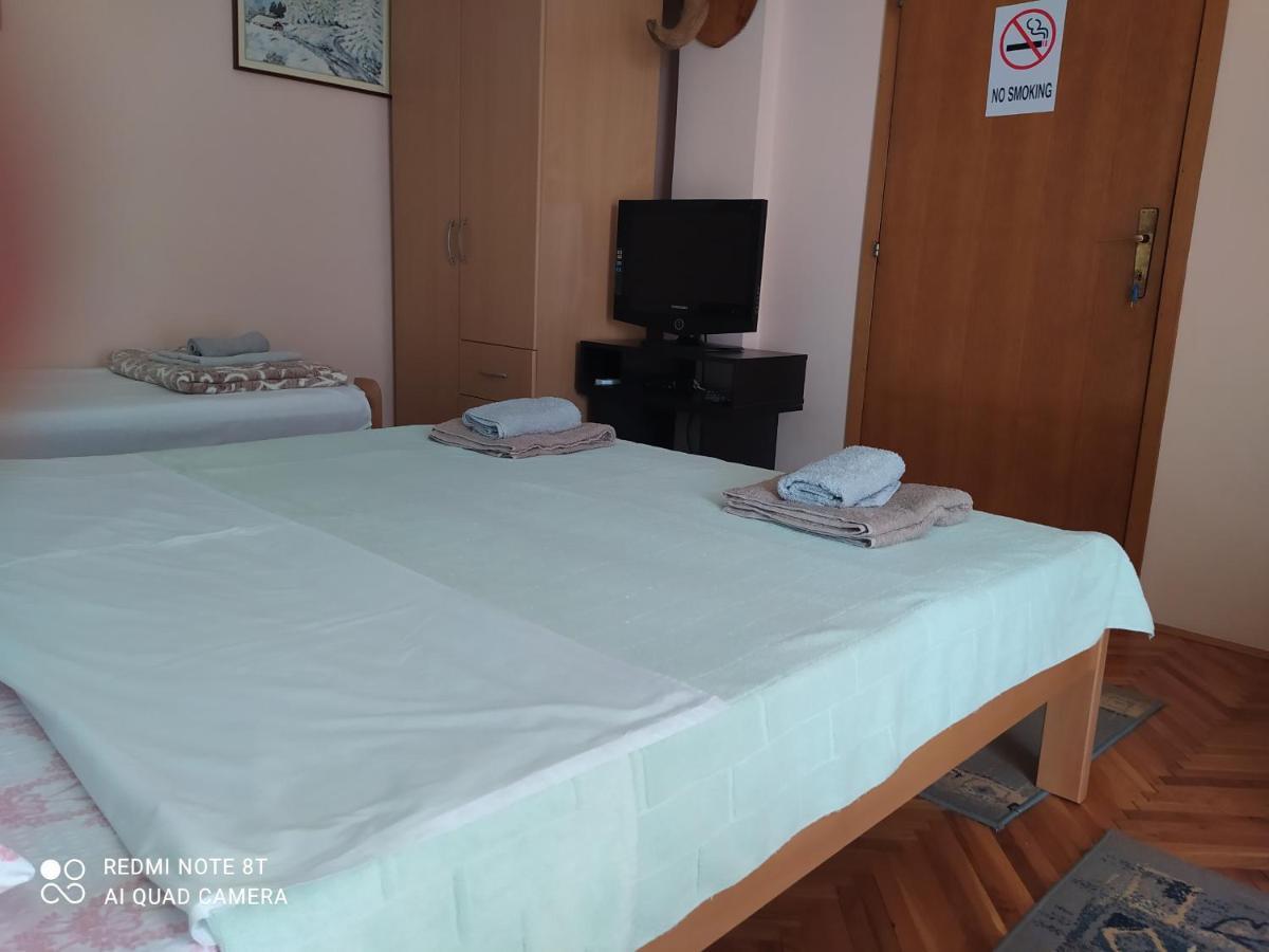 Apartment&Rooms Aleksandar Golubac Bagian luar foto