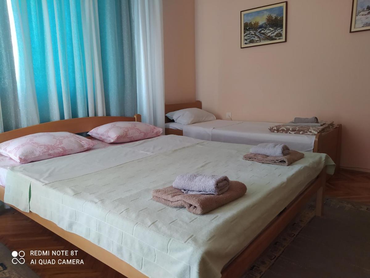 Apartment&Rooms Aleksandar Golubac Bagian luar foto