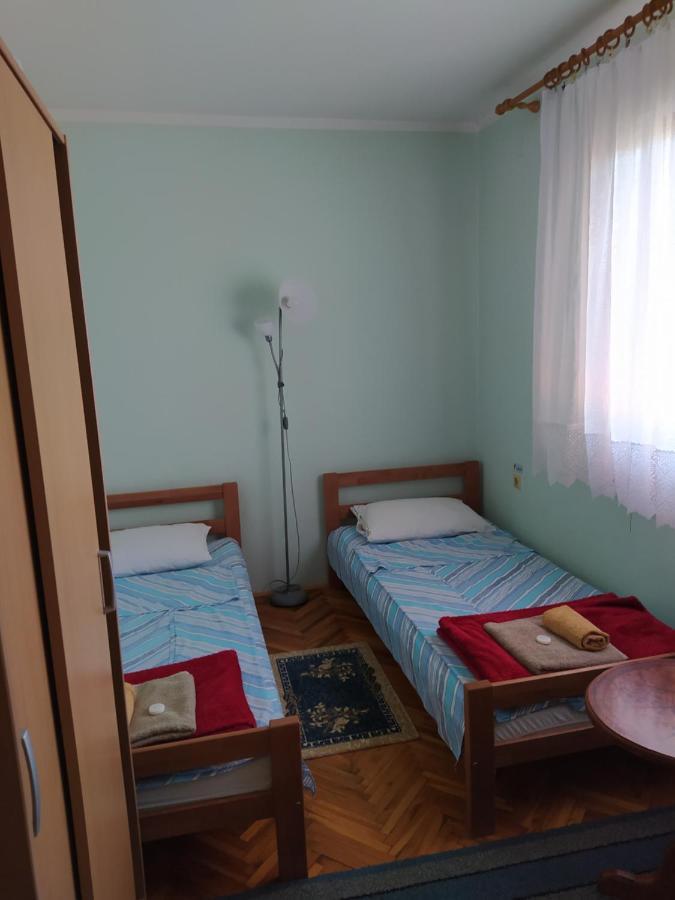 Apartment&Rooms Aleksandar Golubac Bagian luar foto
